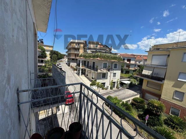 Appartamento in vendita di 100 m² in Via Pasquale del Prete, 9