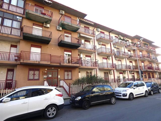 Appartamento in vendita di 100 m² in Via Pittore Nunzio Ferrara