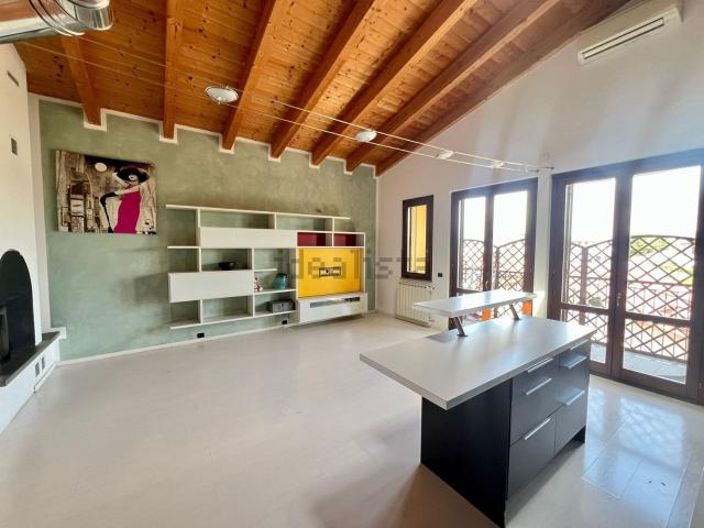 Appartamento in vendita di 100 m² in Via Piave