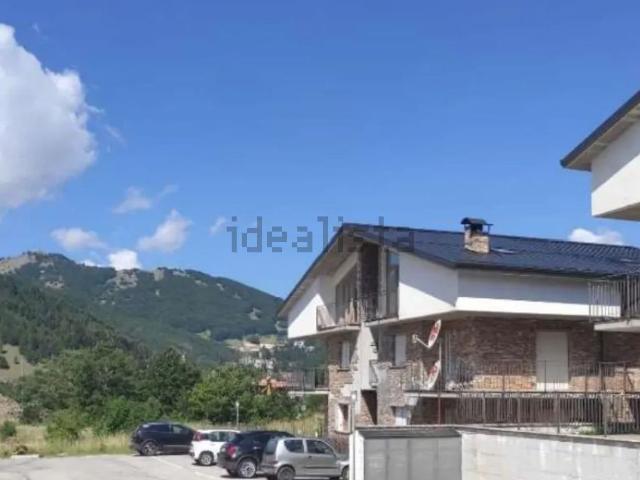 Appartamento in vendita di 100 m² in Via Pietransieri