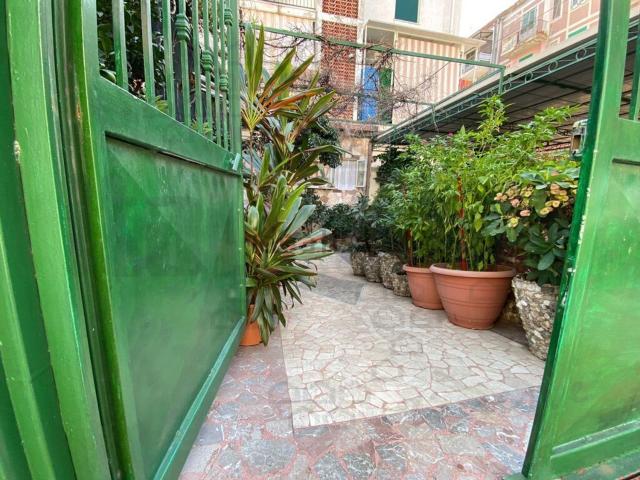 Appartamento in vendita di 100 m² in Via Pietro Da Messina
