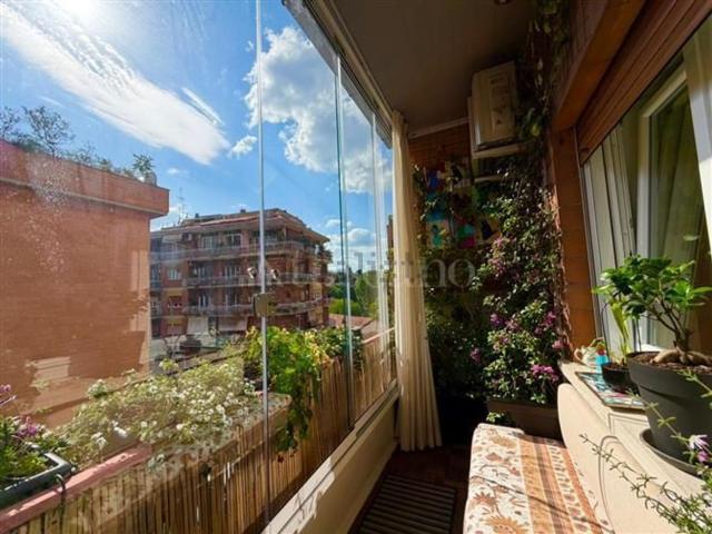 Appartamento in vendita di 100 m² in Via Pio Foà