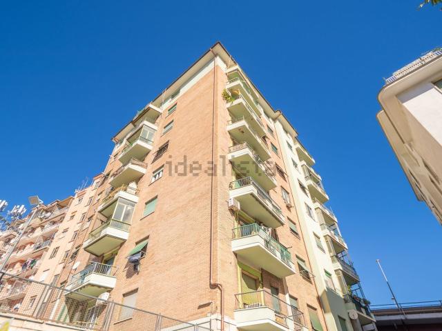Appartamento in vendita di 100 m² in Via Prenestina, 74