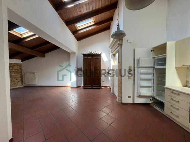Appartamento in vendita di 100 m² in Via Roma