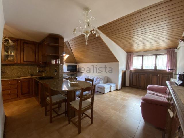 Appartamento in vendita di 100 m² in Via Roma, 51