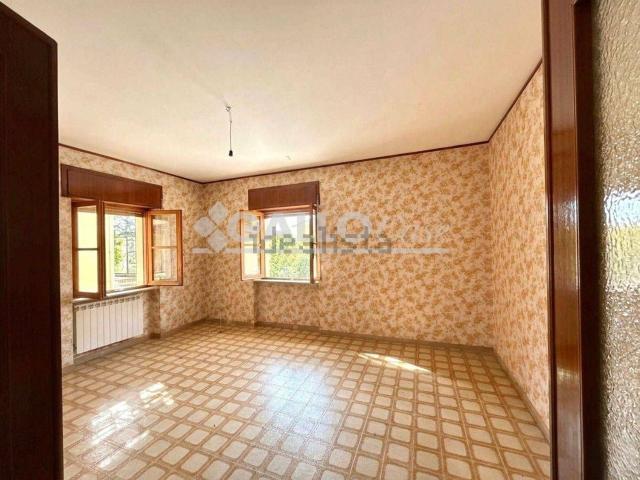 Appartamento in vendita di 100 m² in Via Roma