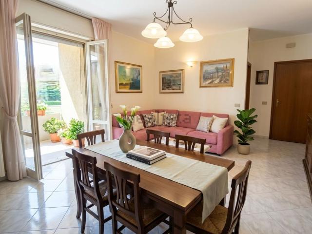 Appartamento in vendita di 100 m² in Via Roma
