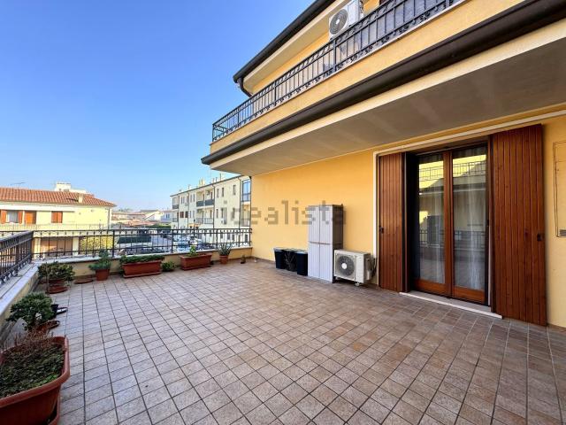 Appartamento in vendita di 100 m² in Via Roma, 5