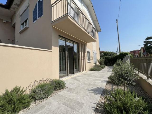Appartamento in vendita di 100 m² in Via Roma