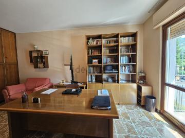 Appartamento in vendita di 100 m² in Via Roma