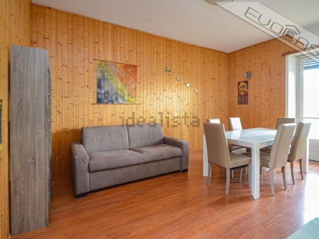 Appartamento in vendita di 100 m² in Via Roma, 8