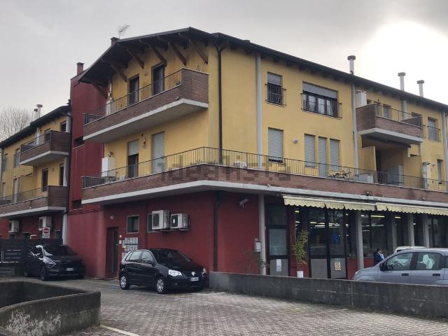 Appartamento in vendita di 100 m² in Via Roma, 98