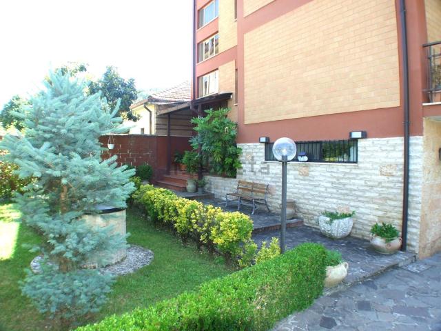 Appartamento in vendita di 100 m² in Via Roma, 111