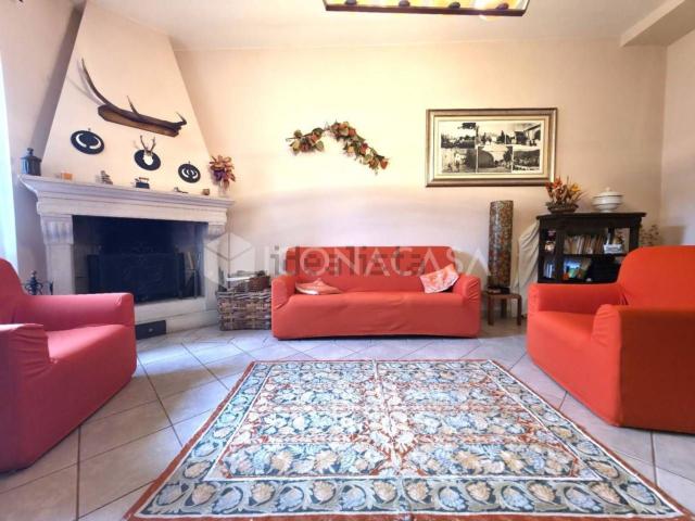 Appartamento in vendita di 100 m² in Via Roma, 119