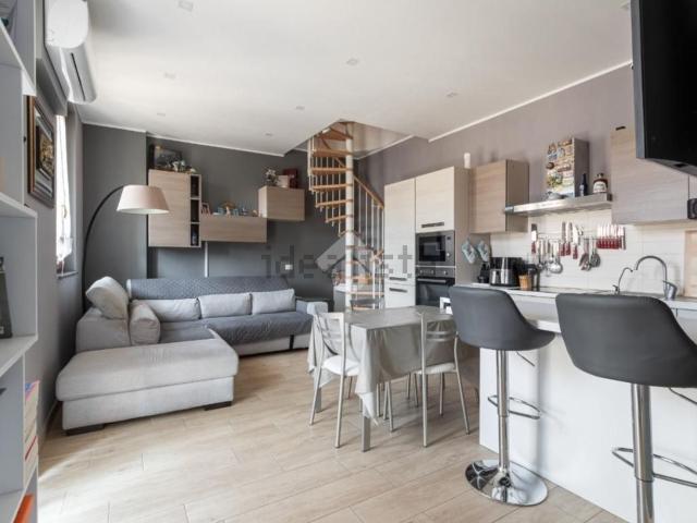Appartamento in vendita di 100 m² in Via Roma, 19