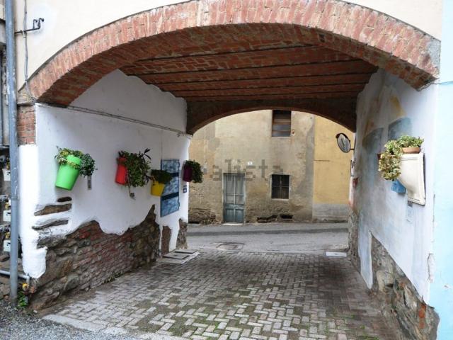 Appartamento in vendita di 100 m² in Via Roma, 3