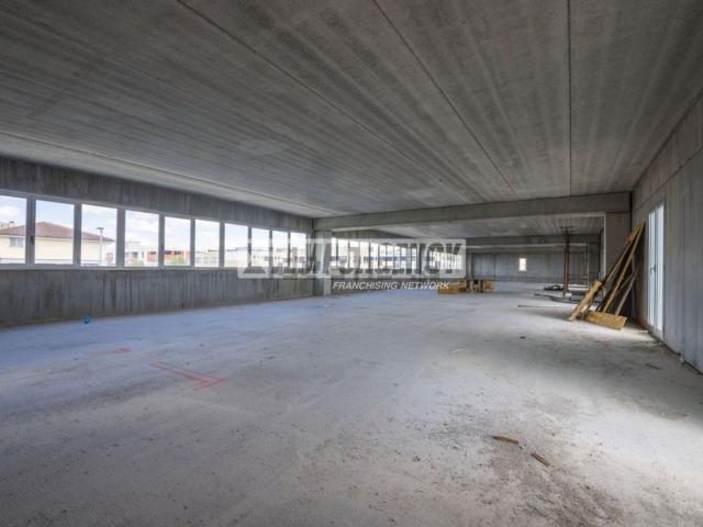 Appartamento in vendita di 100 m² in Via Romagna
