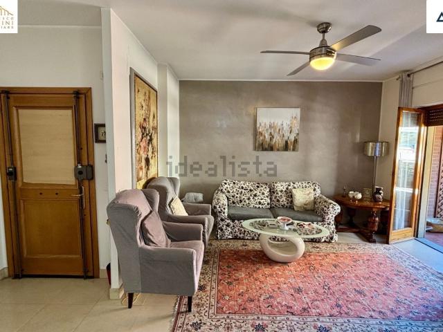 Appartamento in vendita di 100 m² in Via Romeo Gallenga, 80