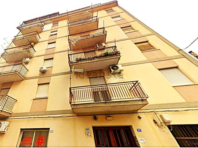 Appartamento in vendita di 100 m² in Via Rosolino Pilo
