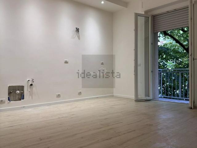 Appartamento in vendita di 100 m² in Via Rossi Antondomenico
