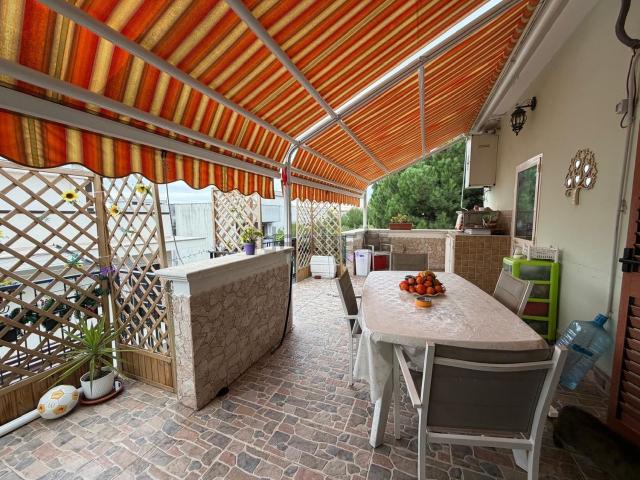 Appartamento in vendita di 100 m² in Via Ravenna