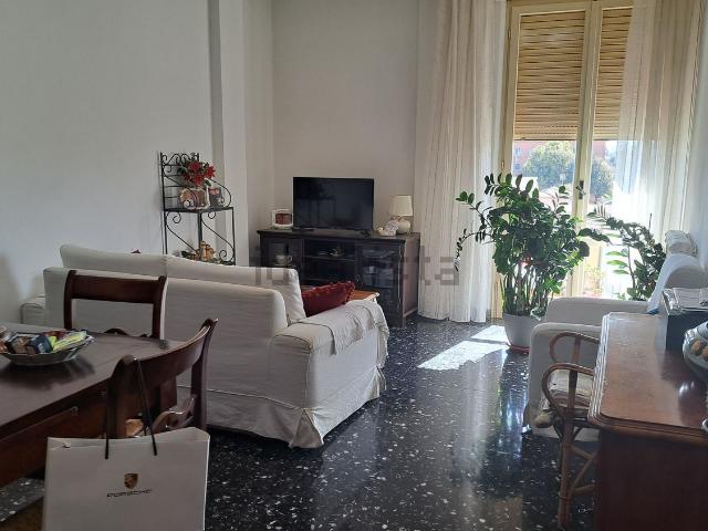 Appartamento in vendita di 100 m² in Via Ravegnana