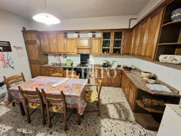 Appartamento in vendita di 100 m² in Via Ragnaia, 59100
