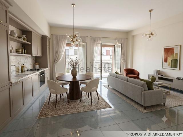 Appartamento in vendita di 100 m² in Via Reggio Modena, 51