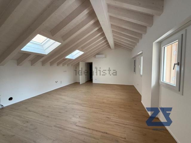 Appartamento in vendita di 100 m² in Via Rizzette