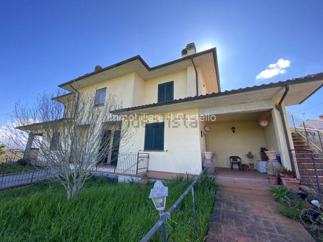 Appartamento in vendita di 100 m² in Via T.C. Fioretti