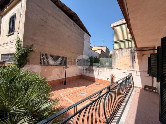 Appartamento in vendita di 100 m² in Via T. Campanella, 11