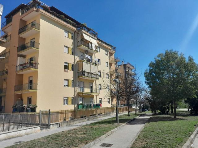 Appartamento in vendita di 100 m² in Via Tommaso Bucciano, 24