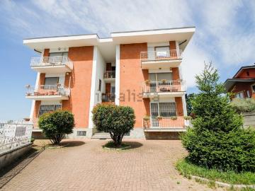 Appartamento in vendita di 100 m² in Via Torino, 118
