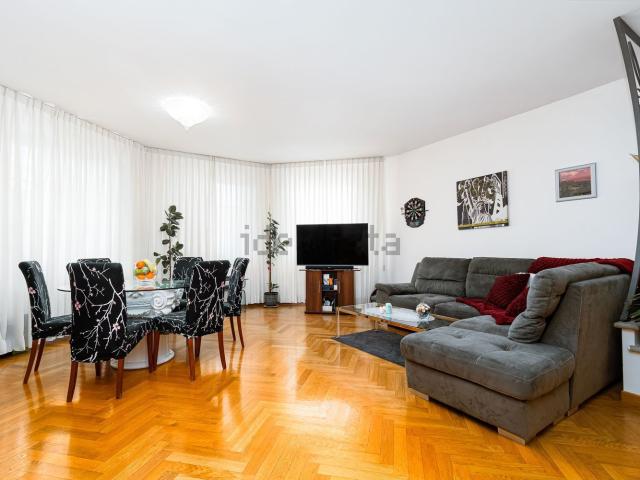 Appartamento in vendita di 100 m² in Via Torino, 3