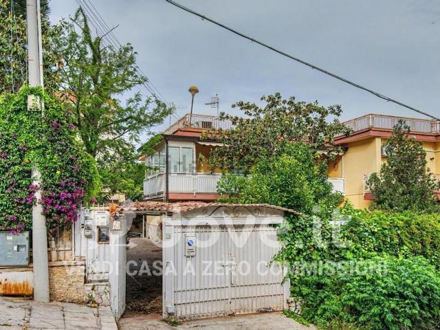 Appartamento in vendita di 100 m² in Via Torre Pilo, 21