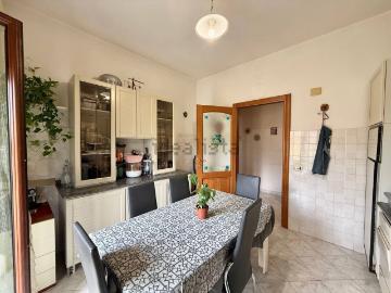 Appartamento in vendita di 100 m² in Via Tevere, 1