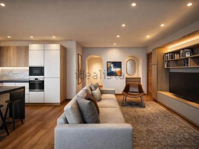 Appartamento in vendita di 100 m² in Via Tevere, 7