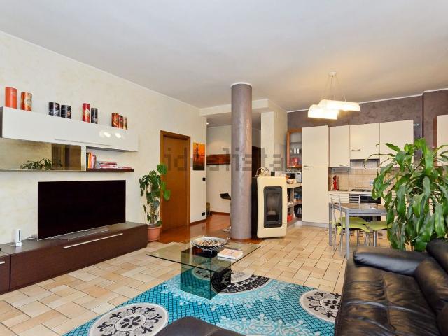 Appartamento in vendita di 100 m² in Via Tepice, 10