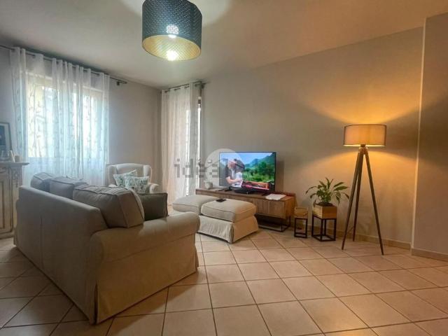 Appartamento in vendita di 95 m² in Via Ticino, 39