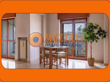 Appartamento in vendita di 100 m² in Via Tirreno