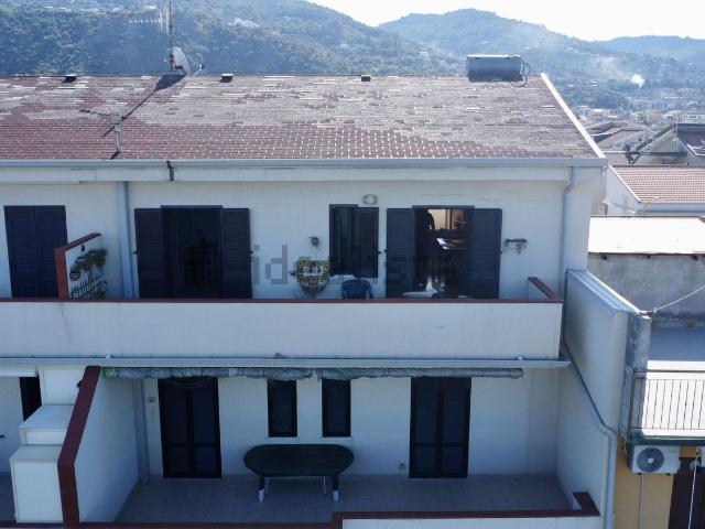 Appartamento in vendita di 100 m² in Via Trazzera Marina, 162
