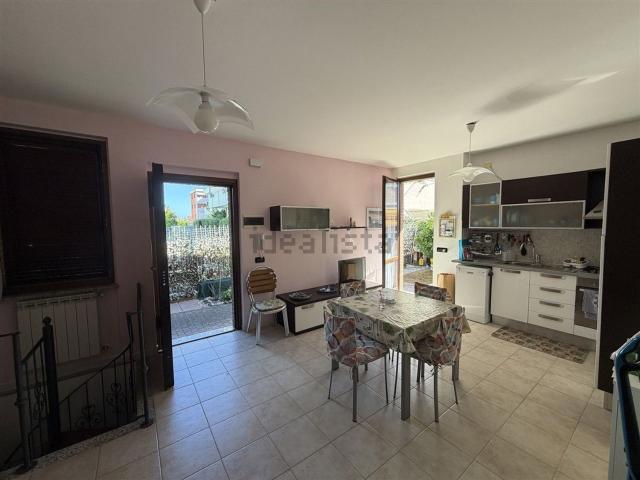 Appartamento in vendita di 100 m² in Via Trento