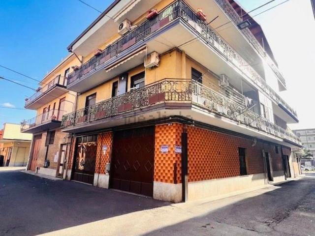 Appartamento in vendita di 100 m² in Via Trieste, 44