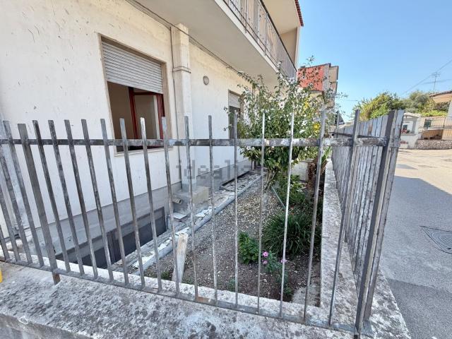 Appartamento in vendita di 100 m² in Via Trieste