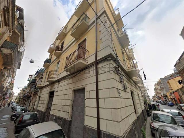 Appartamento in vendita di 100 m² in Via Trovatelli, 79