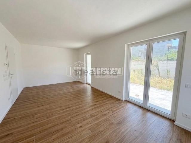 Appartamento in vendita di 100 m² in Via Turi
