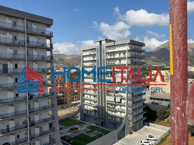 Appartamento in vendita di 100 m² in Via U.R.27