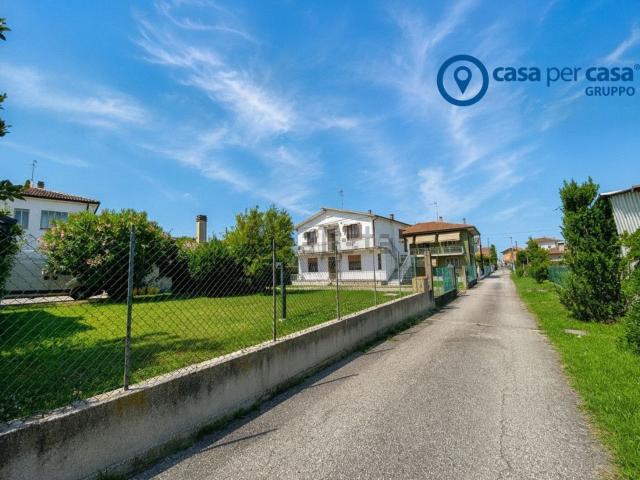 Appartamento in vendita di 100 m² in Via Umberto Terracini