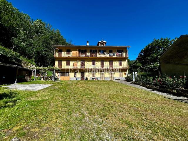 Appartamento in vendita di 100 m² in Via Umberto I