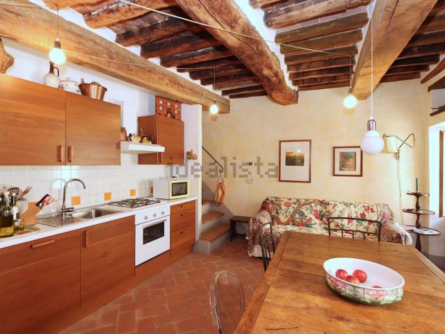 Appartamento in vendita di 100 m² in Via Umberto I
